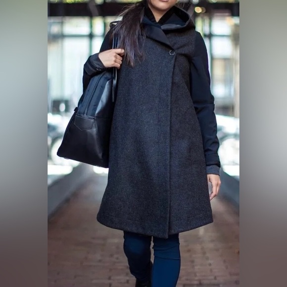 SOLD Lululemon Savasana Softshell - Picture 1 of 7